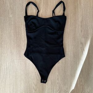 Good American Black One-Piece Bodysuit with Adjustable Straps